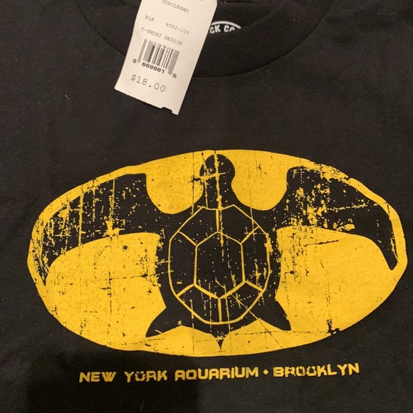 NY aquarium, Brooklyn, NY t-shirt - Picture 2 of 3